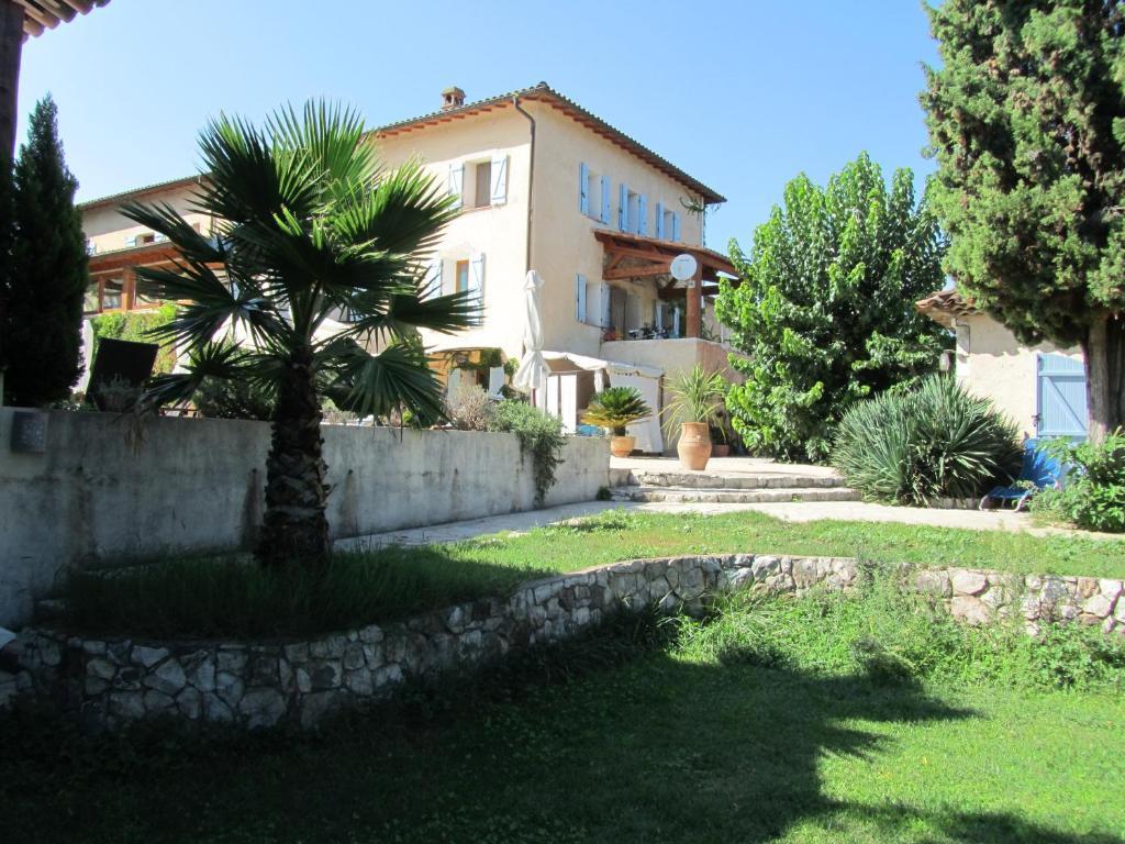 Le Mas Shabanou Bed and Breakfast Roquefort-les-Pins Exterior foto
