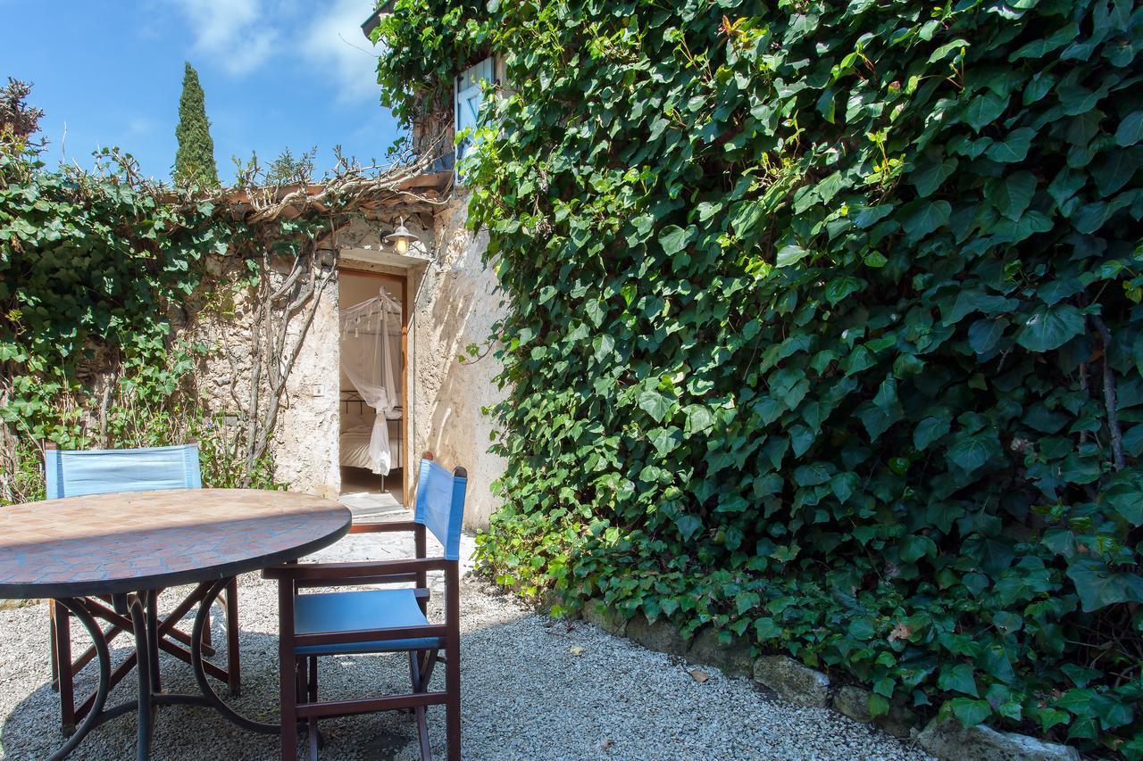 Le Mas Shabanou Bed and Breakfast Roquefort-les-Pins Exterior foto