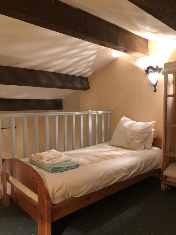 Le Mas Shabanou Bed and Breakfast Roquefort-les-Pins Exterior foto